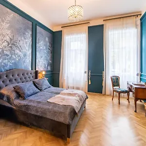 Apartament Kastely, Eger
